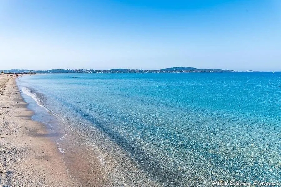 Bergerie Plage Renove Clim Balneo Plage Piscine Jardin Mediterraneen Hyeres 0*,  France